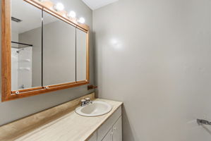  Photo 34