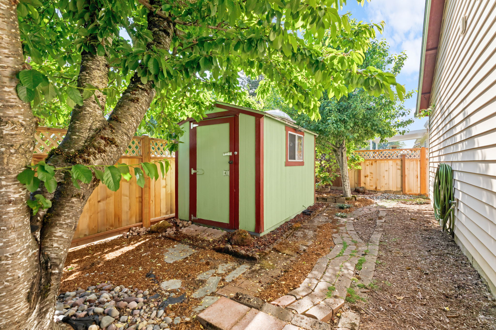  Photo 51