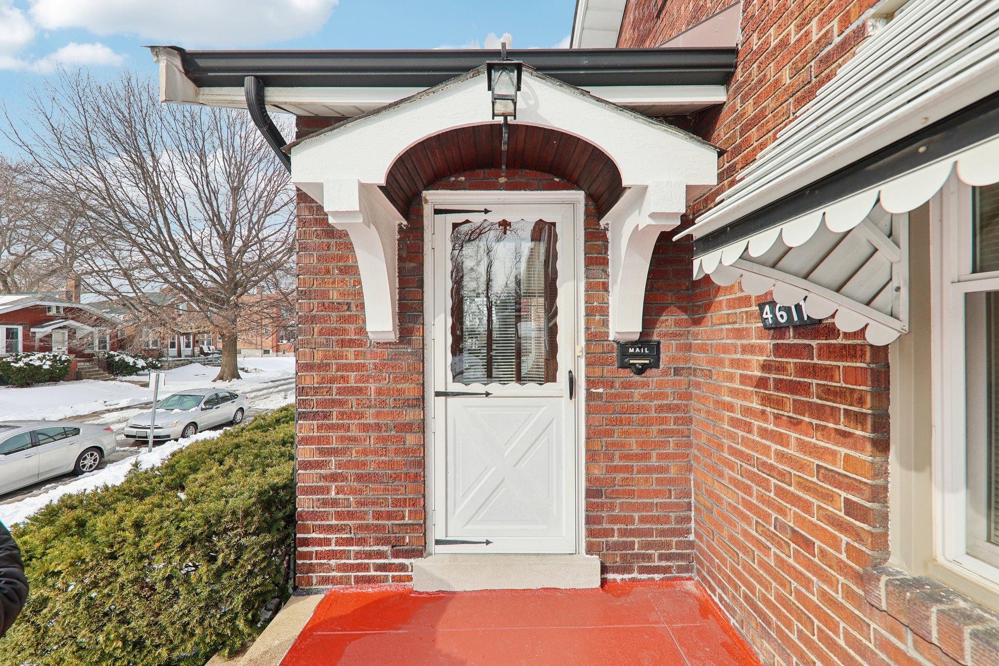 4611 Quincy St-S3001-006.jpg