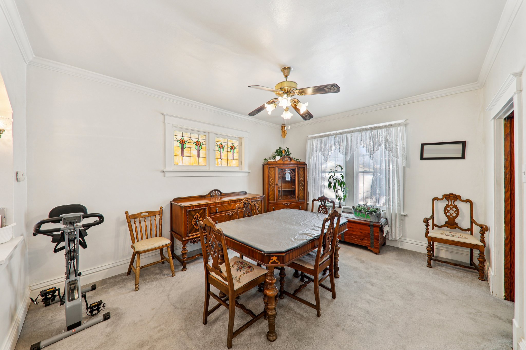 4611 Quincy St-S3001-014.jpg