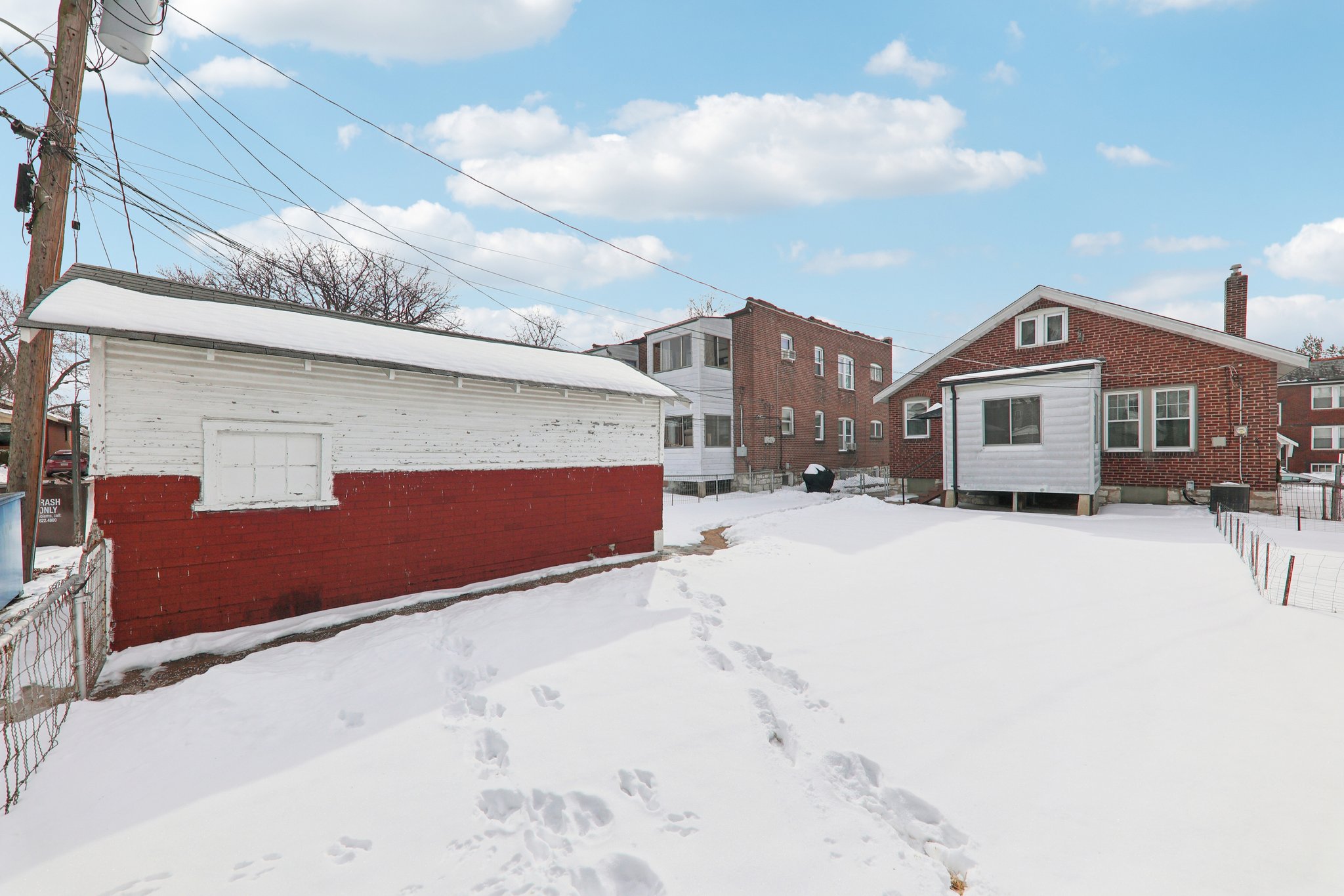 4611 Quincy St-S3001-034.jpg