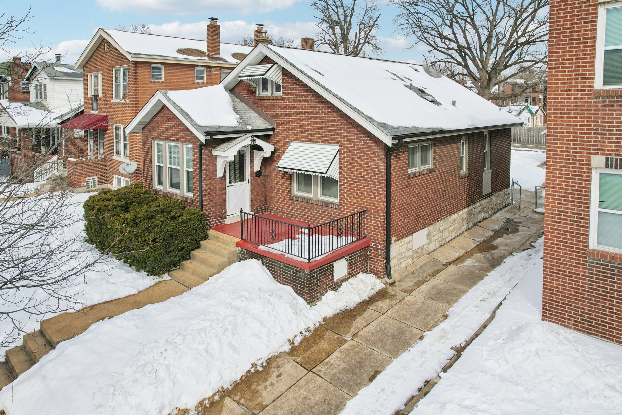 4611 Quincy St-S3001-039.jpg