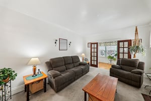 4611 Quincy St-S3001-011.jpg