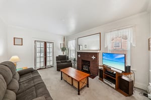 4611 Quincy St-S3001-012.jpg