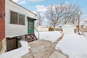 4611 Quincy St-S3001-033.jpg