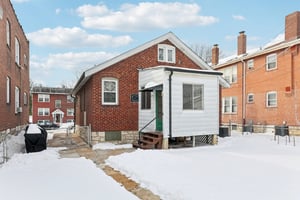 4611 Quincy St-S3001-037.jpg
