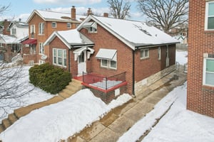 4611 Quincy St-S3001-039.jpg