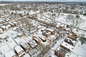 4611 Quincy St-S3001-043.jpg