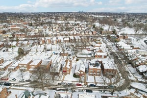 4611 Quincy St-S3001-044.jpg
