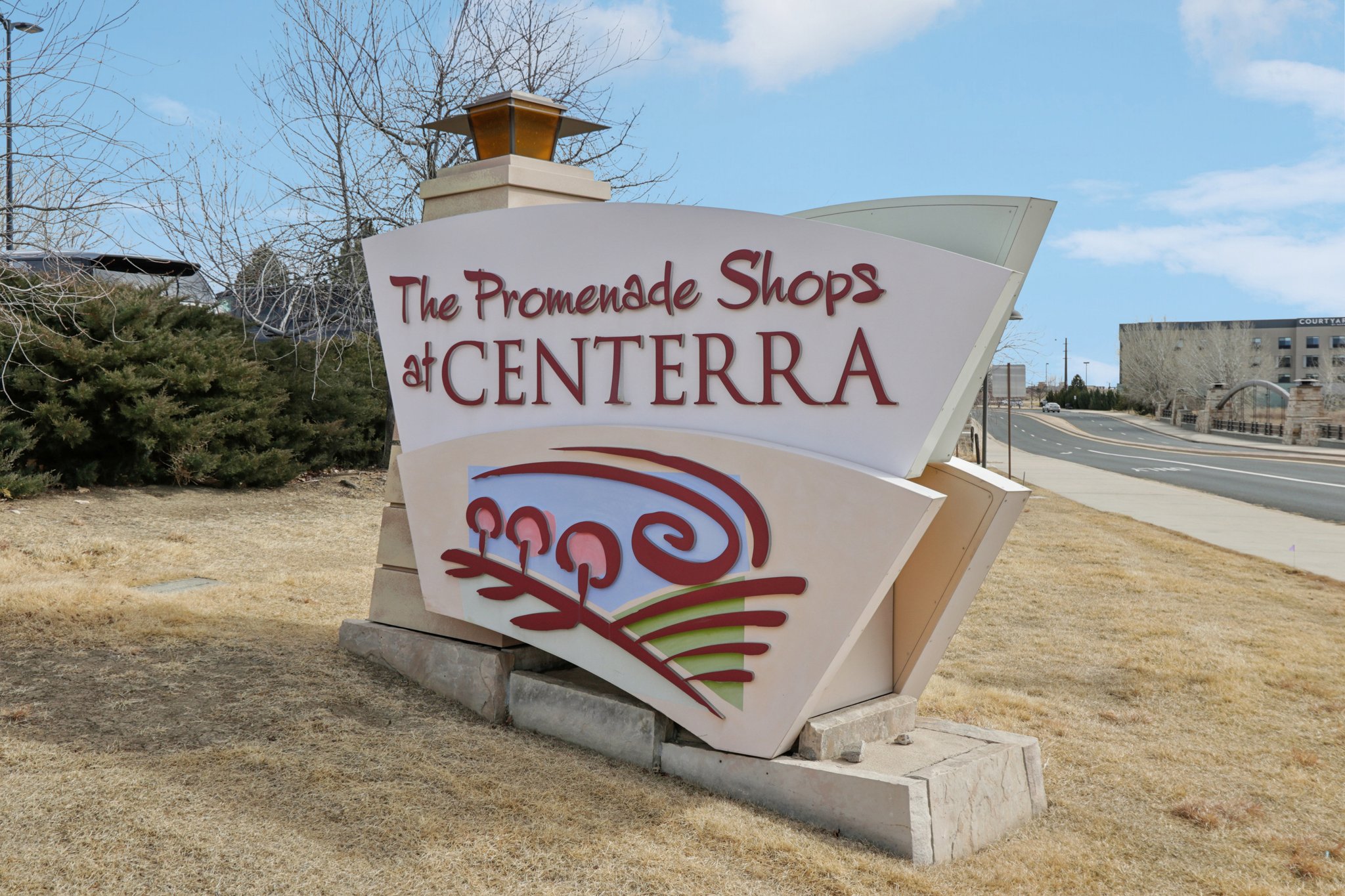 Close to Centerra Shops & Restaurants