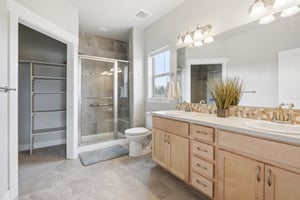 Large Stall Shower & Walk-In Closet