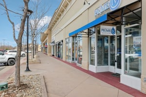 Close to Centerra Shops & Restaurants