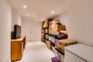  Photo 35