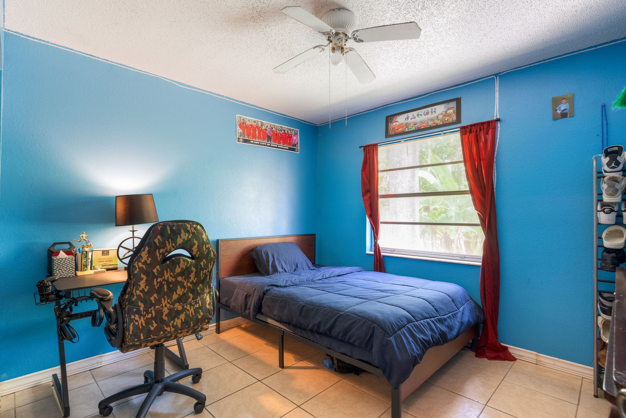 N Country Hills Rd-026