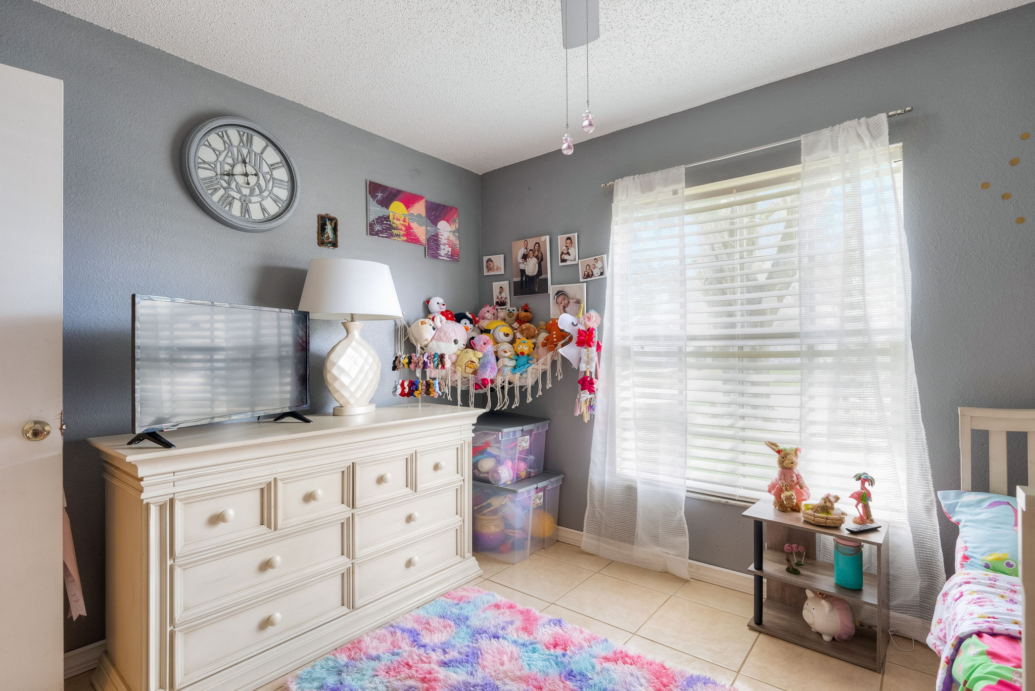 N Country Hills Rd-024