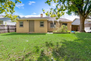 N Country Hills Rd-028