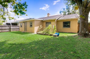 N Country Hills Rd-029