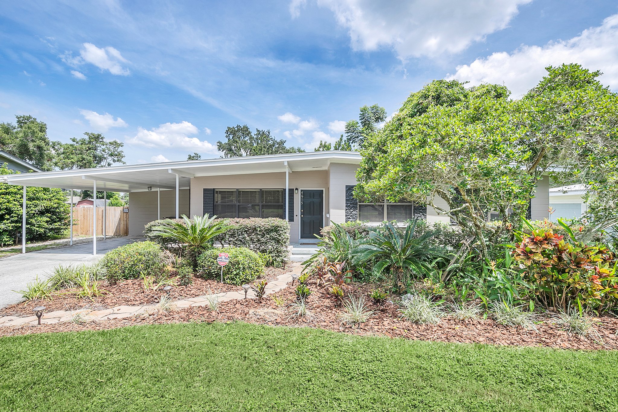 4615 S Ferncreek Ave, Orlando, FL 32806, USA Photo 1