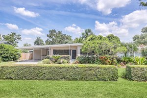 4615 S Ferncreek Ave, Orlando, FL 32806, USA Photo 3