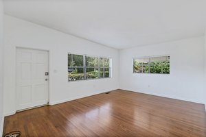 4615 S Ferncreek Ave, Orlando, FL 32806, USA Photo 6