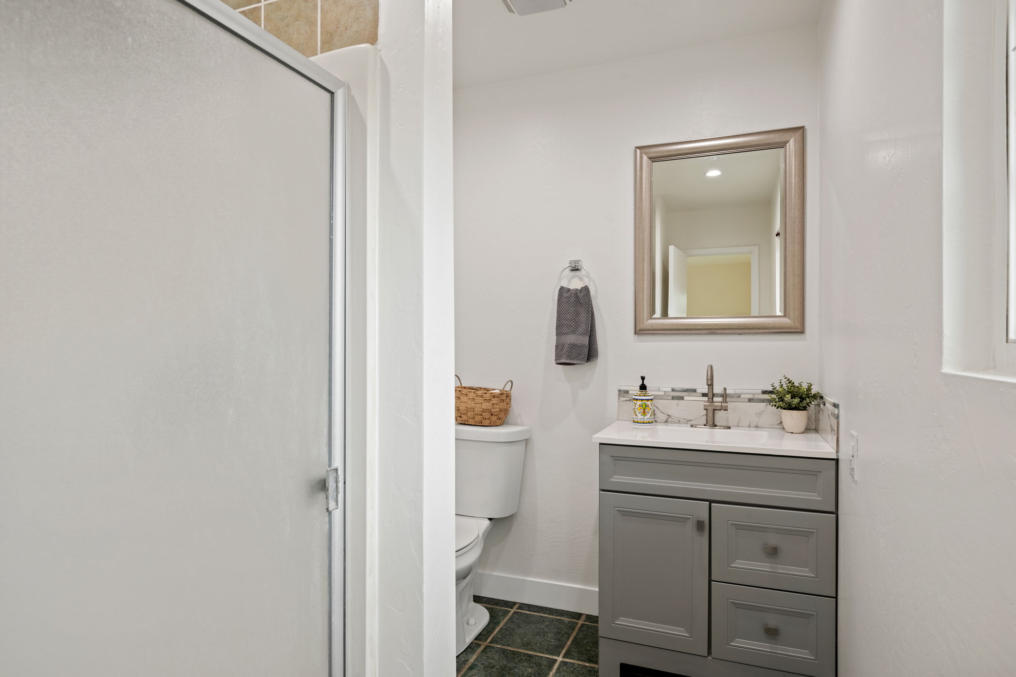 21 - Primary Bathroom