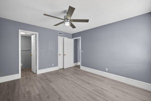 Primary Bedroom 1 - r