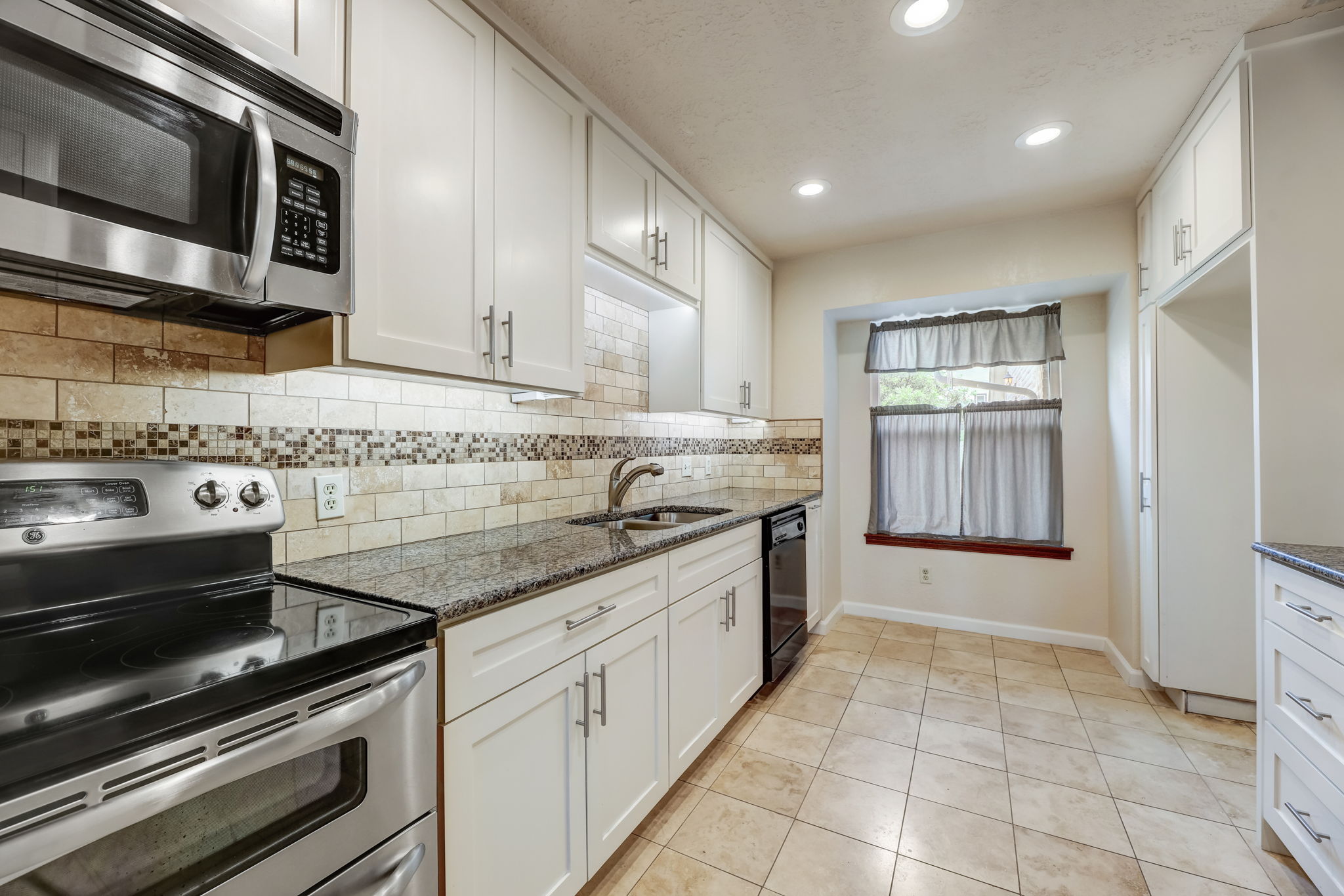  Pinehurst Dr S B -011