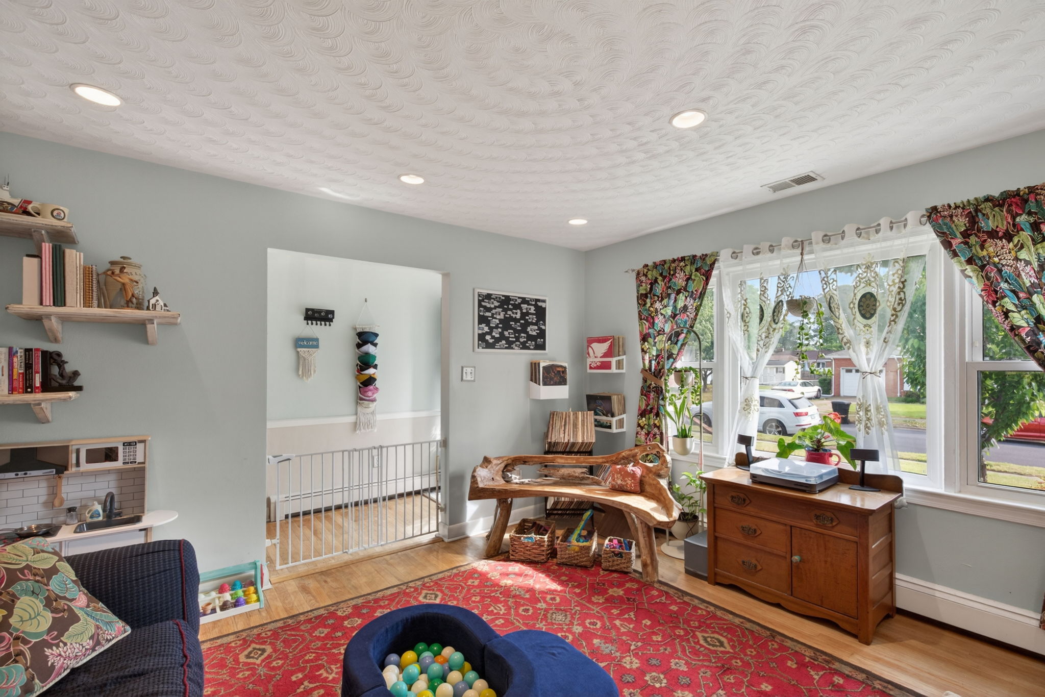 Comfortable everyday living with room to unwind.