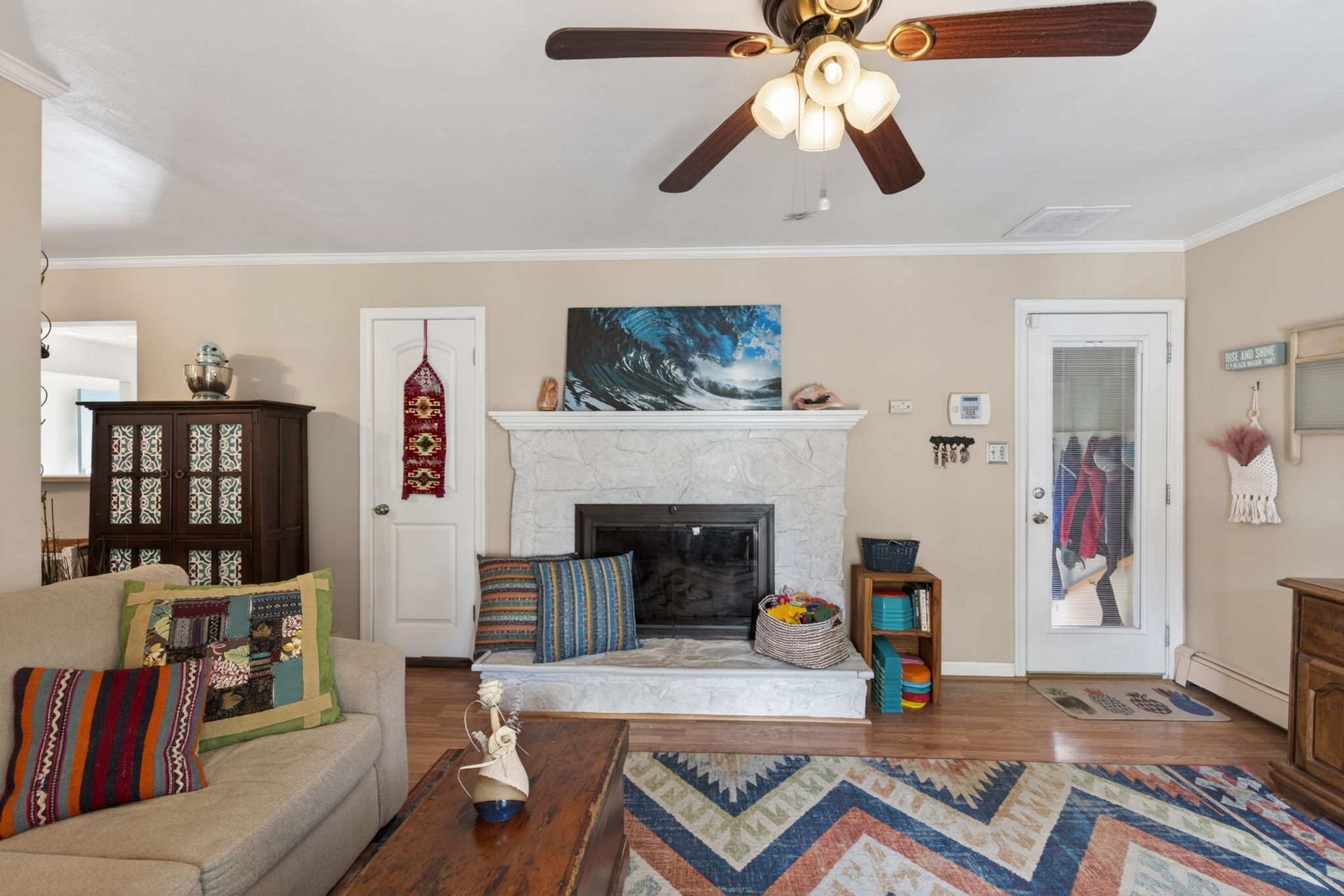 Comfortable living with a cozy touch.
