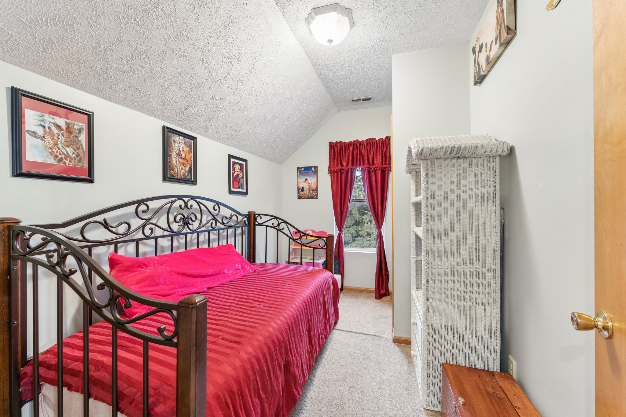 9475 - 4618 McKelvie Rd_019.jpg