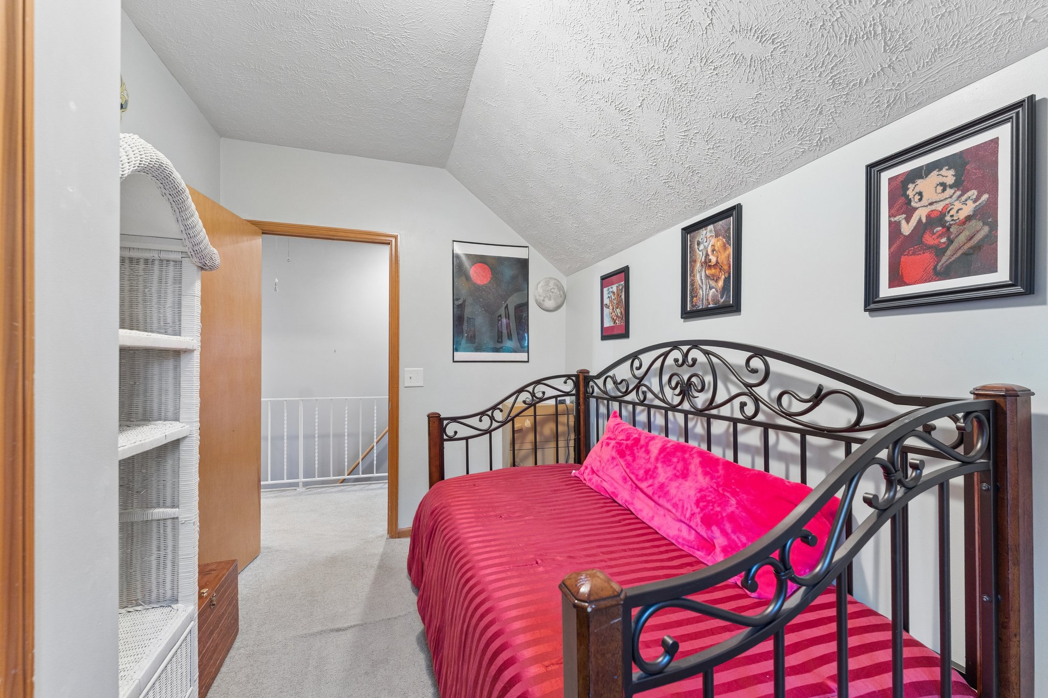 9475 - 4618 McKelvie Rd_020.jpg