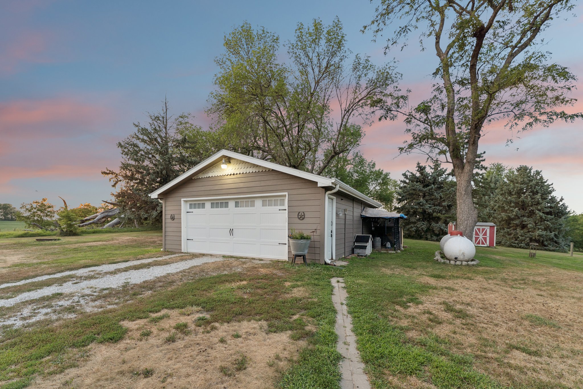 9475 - 4618 McKelvie Rd_030.jpg