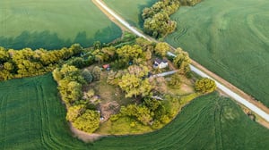 4618 McKelvie Rd_002.jpg