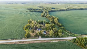 4618 McKelvie Rd_004.jpg