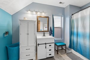 9475 - 4618 McKelvie Rd_017.jpg