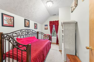 9475 - 4618 McKelvie Rd_019.jpg