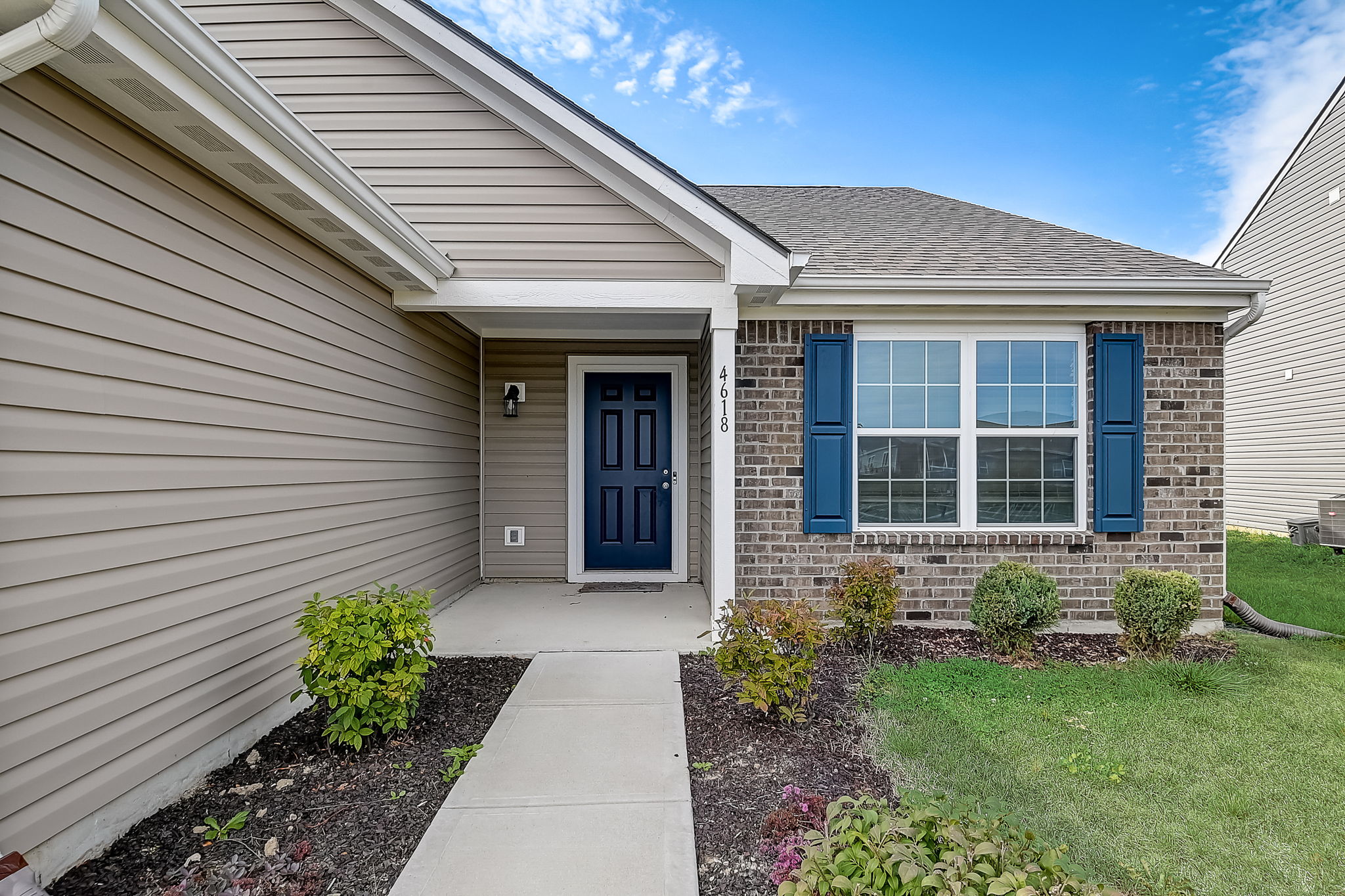  Ozark Ln-006