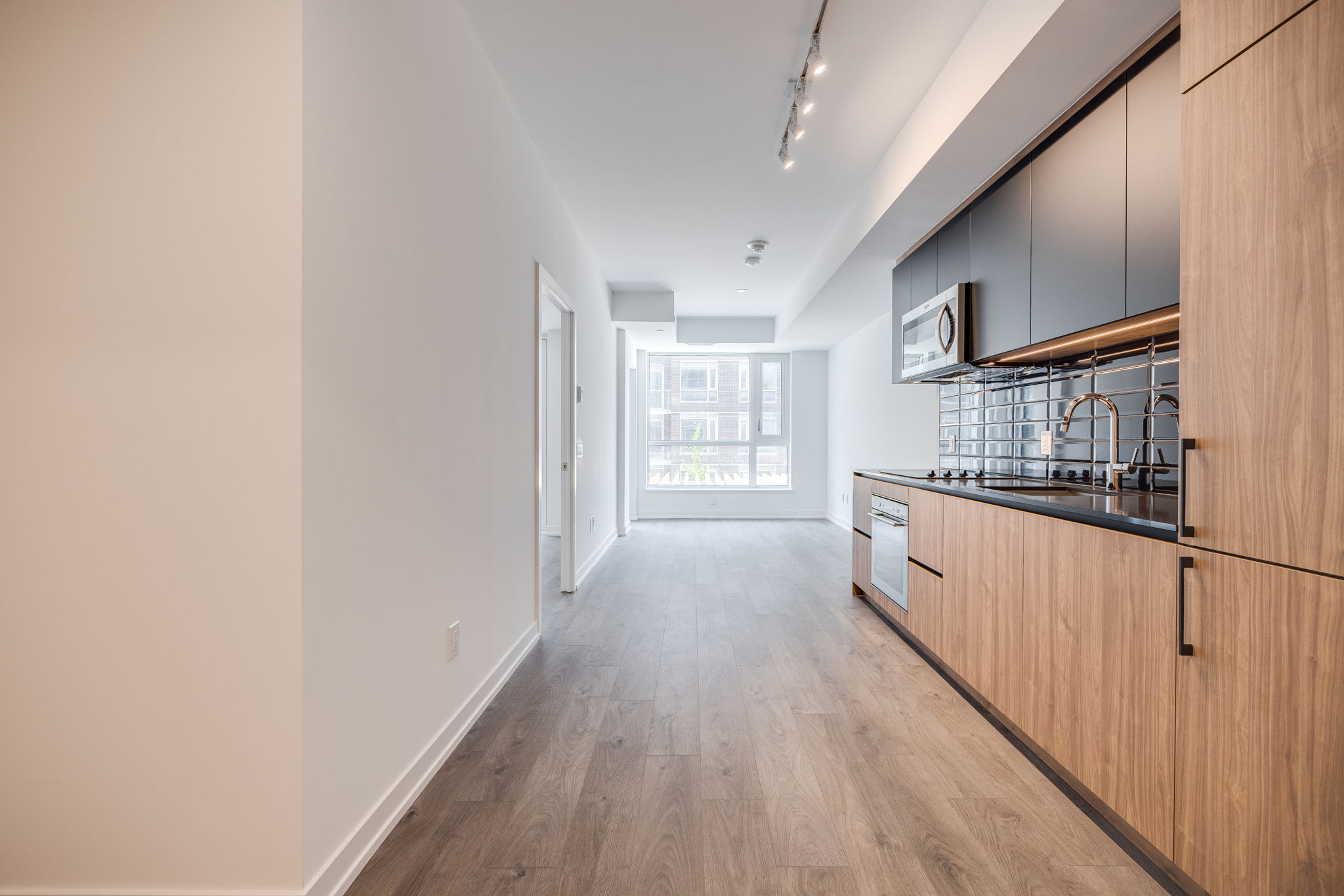 Toronto property showcase — delivered property photograph 4