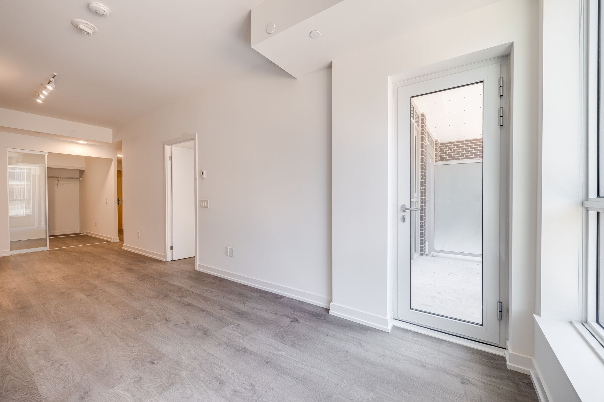 Toronto property showcase — delivered property photograph 9