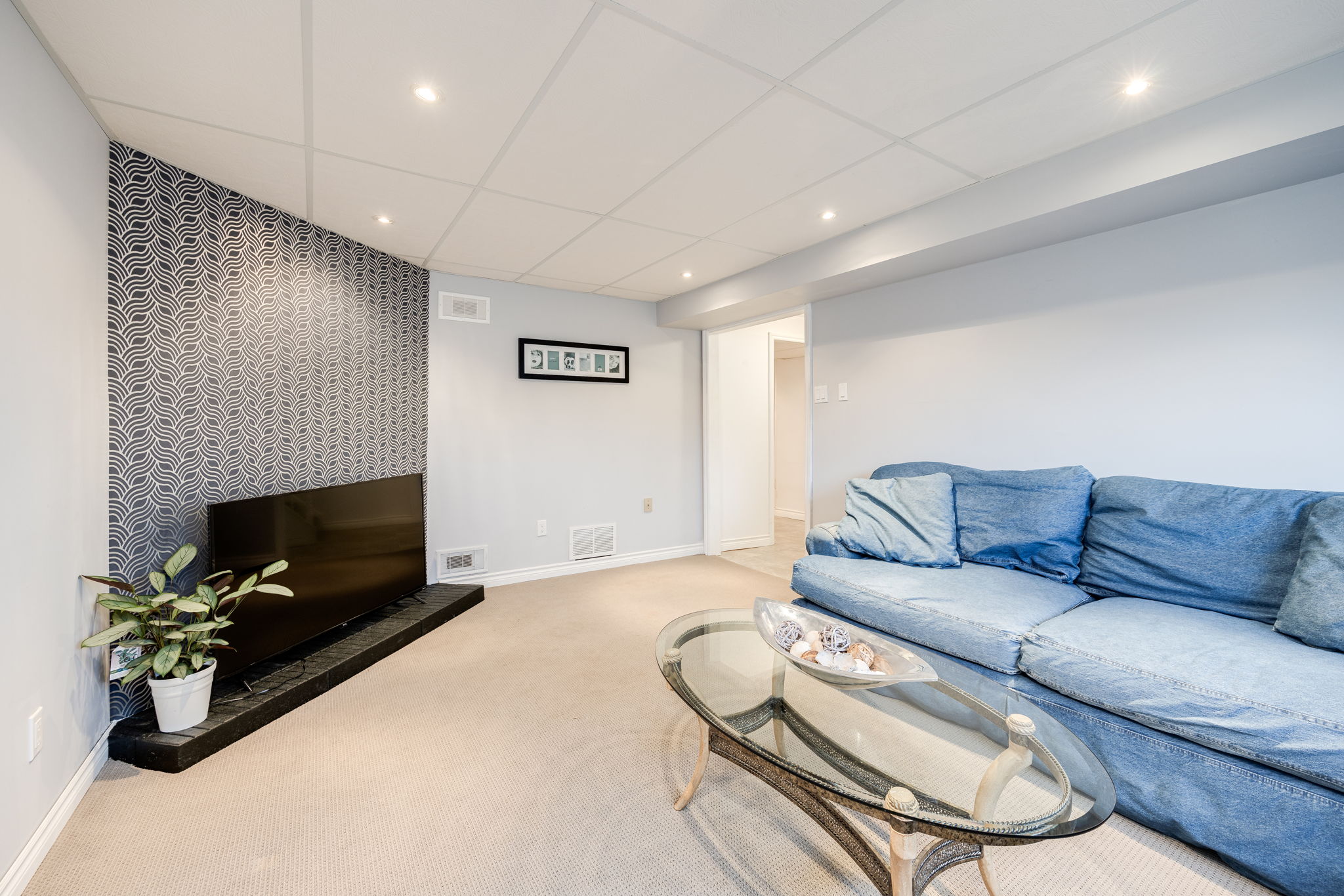 Bradford West Gwillimbury property showcase — delivered property photograph 29