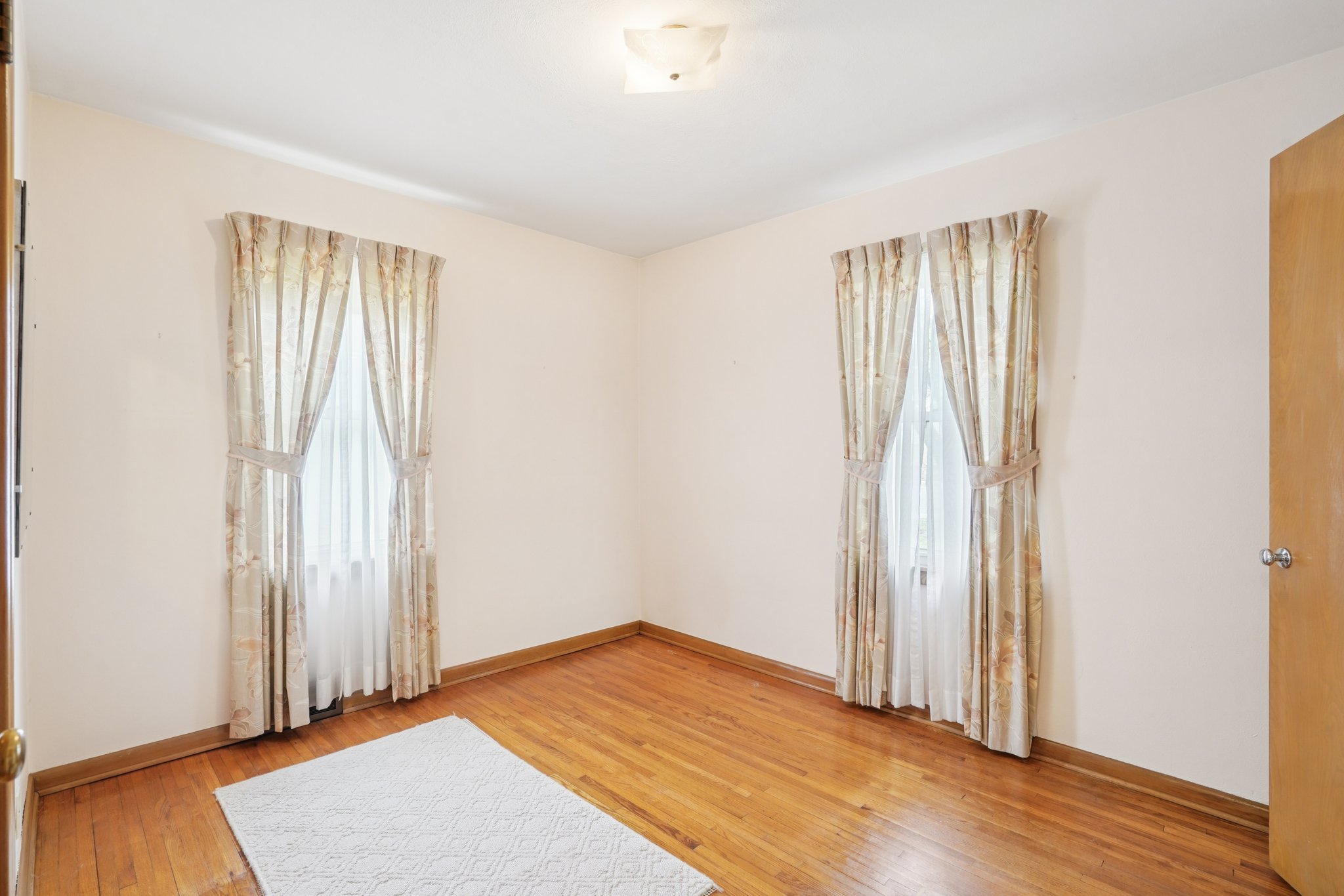 Park St-S1504-015.jpg