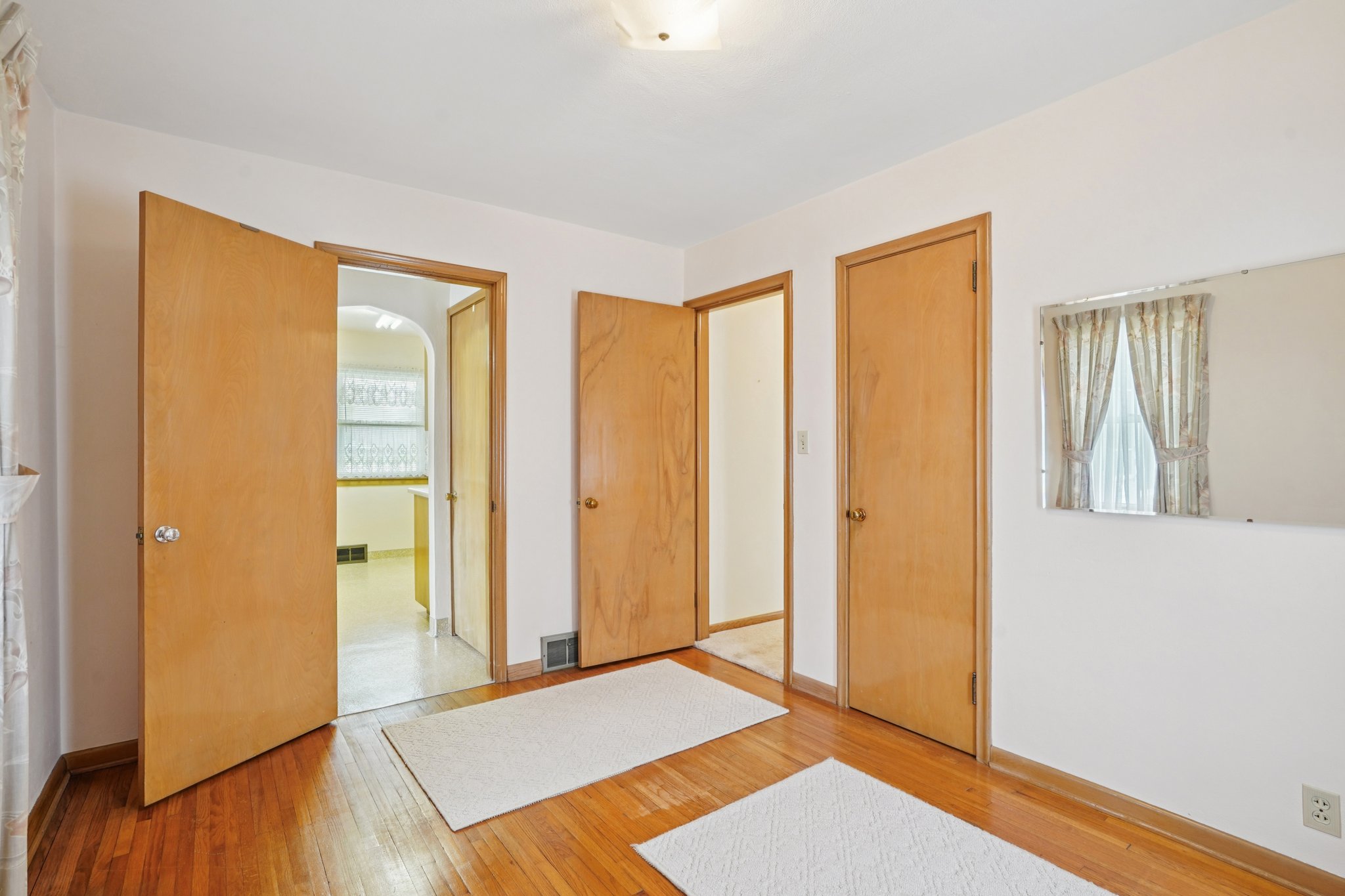 Park St-S1504-016.jpg