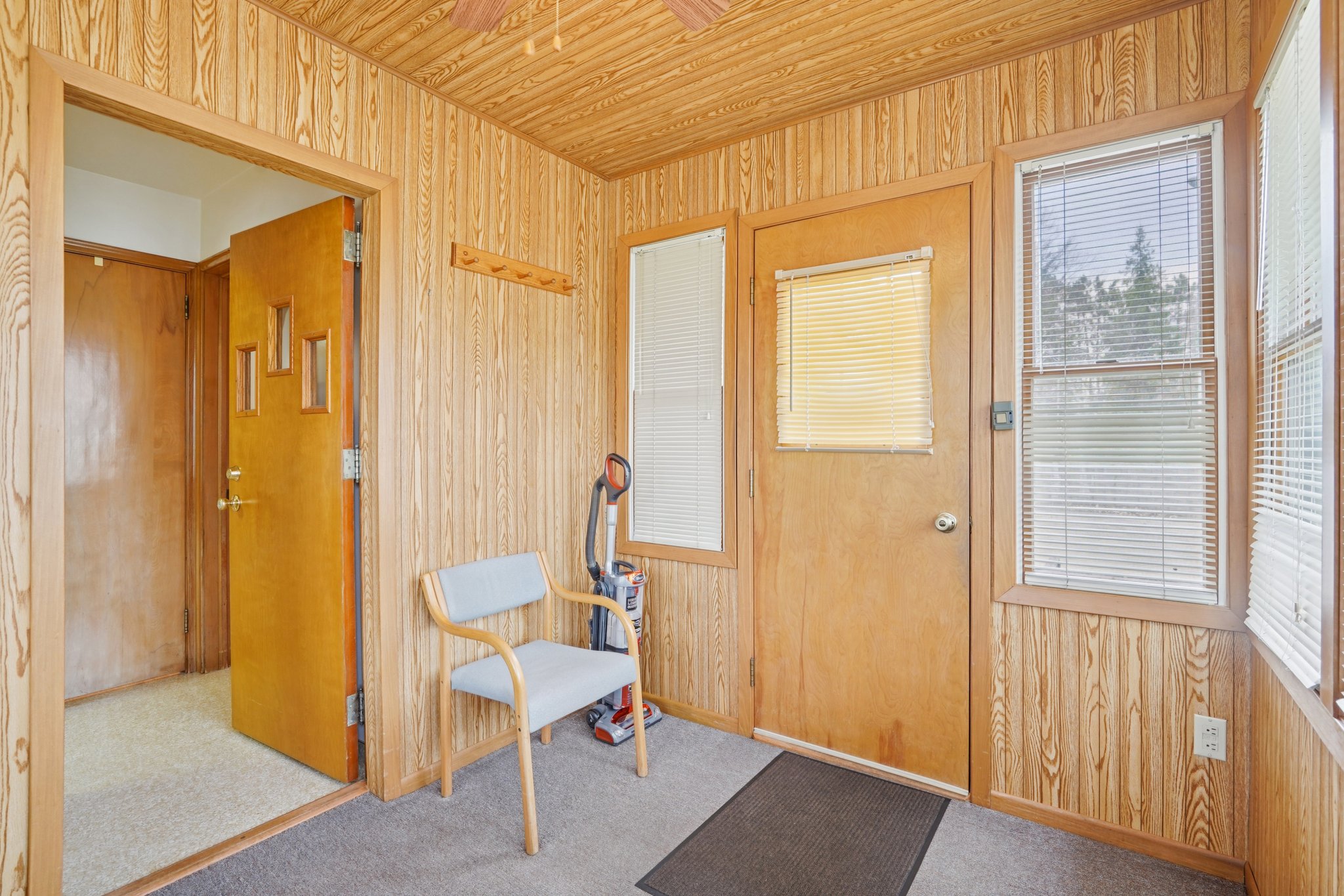 Park St-S1504-019.jpg