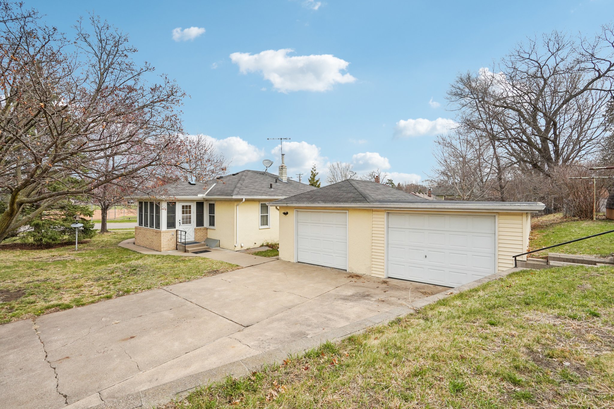 Park St-S1504-029.jpg