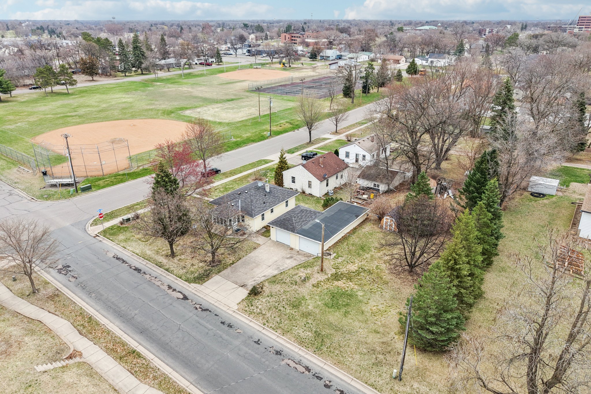 Park St-S1504-049.jpg