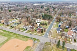 Park St-S1504-043.jpg