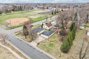 Park St-S1504-049.jpg