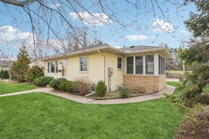 Park St-S1504-051.jpg