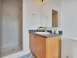  Photo 34