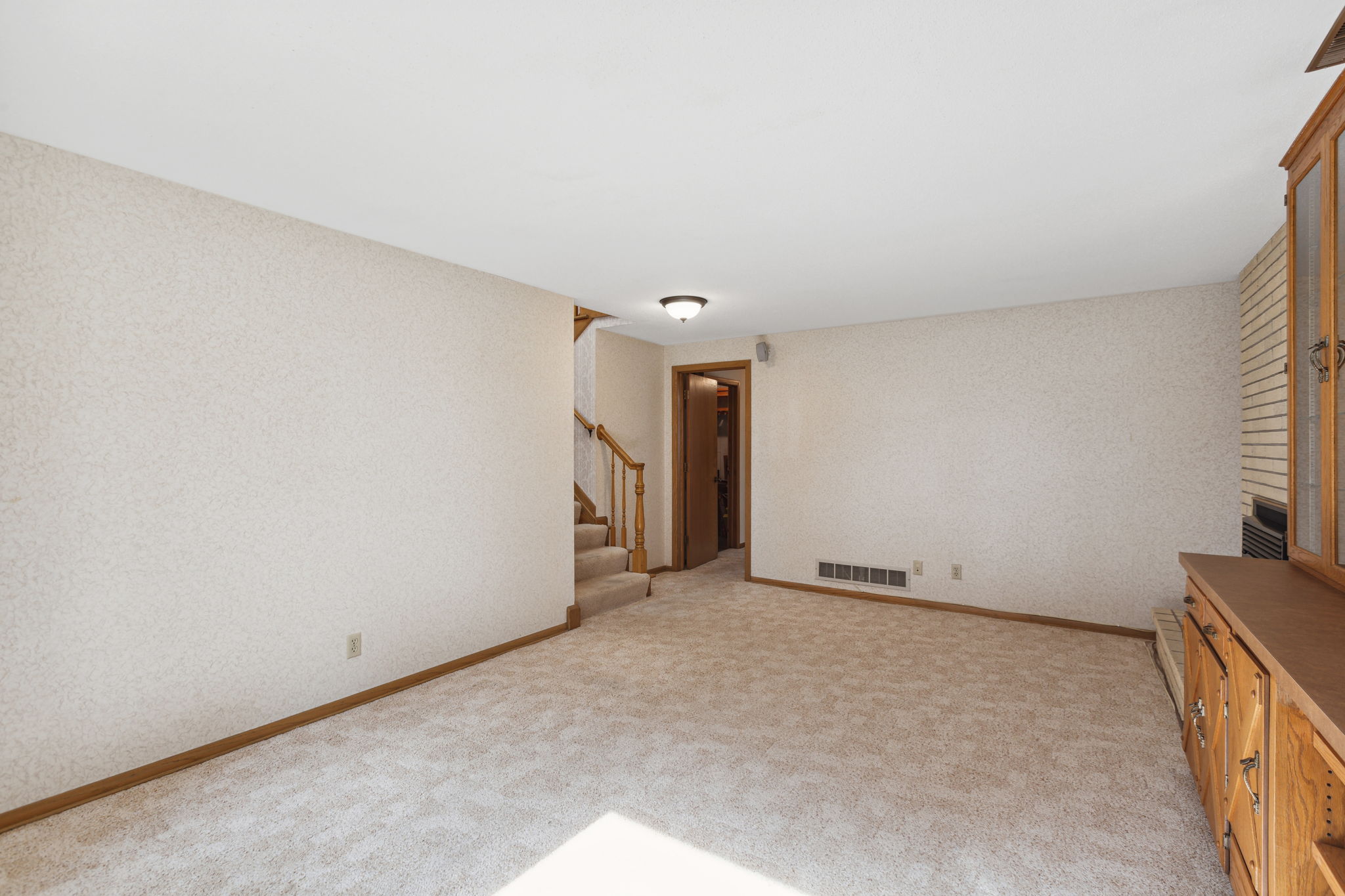 22_Interior